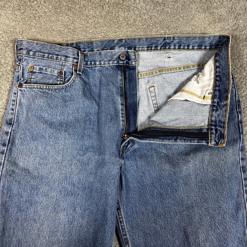 Levi's 550 Relaxed Fit Jeans Mens 44x32 Blue Excellent Tapered Leg Denim